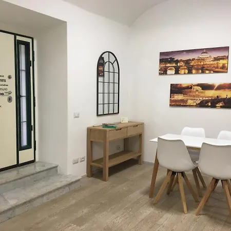 Casa Doria - Vatican Museums דירה